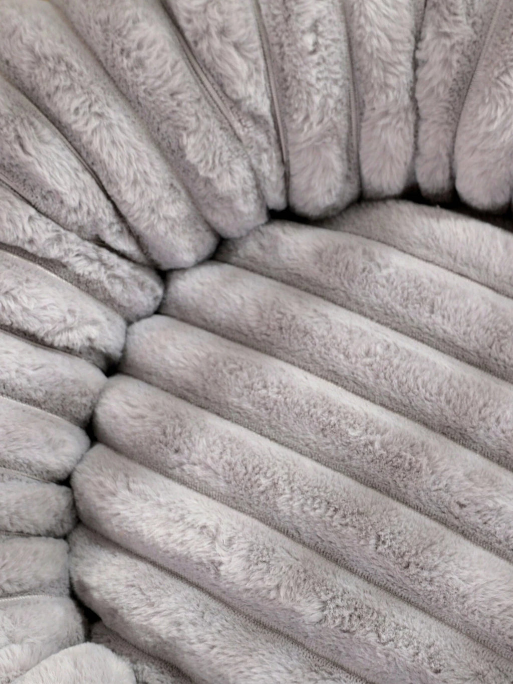 1個 厚手のぬいぐるみペットベッド、暖かく快適、大型/中型/小型のペットに適しています、室内猫/犬ハウス