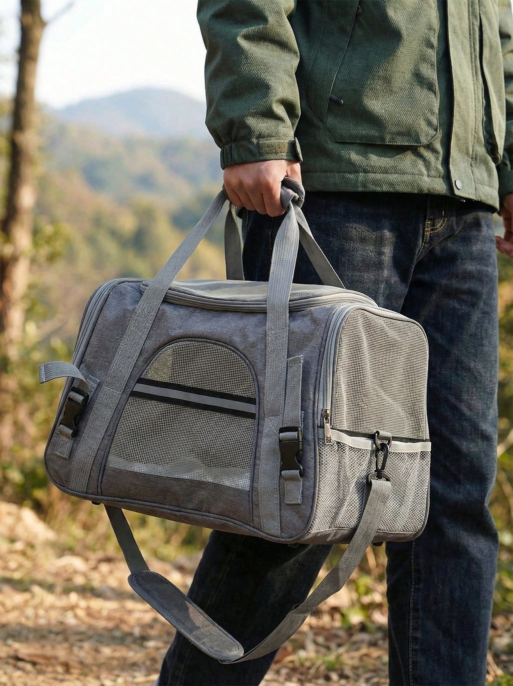 ペットキャリーバッグ 小型犬・中型猫用 最大 6.8kg（15 ポンド相当）対応 手提げ・ショルダー両対応 旅行・飛行機使用可能